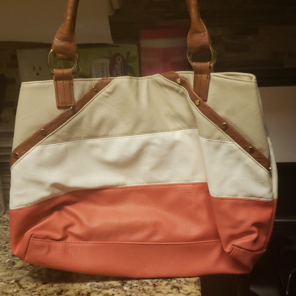 Handbag - Picture 4 of 4